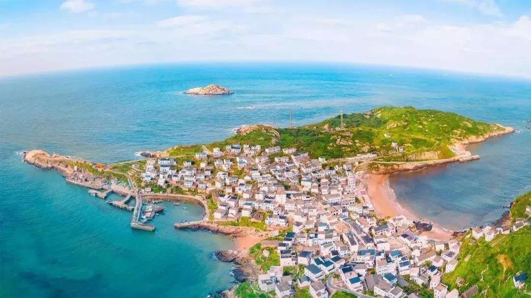 逃出林中村
