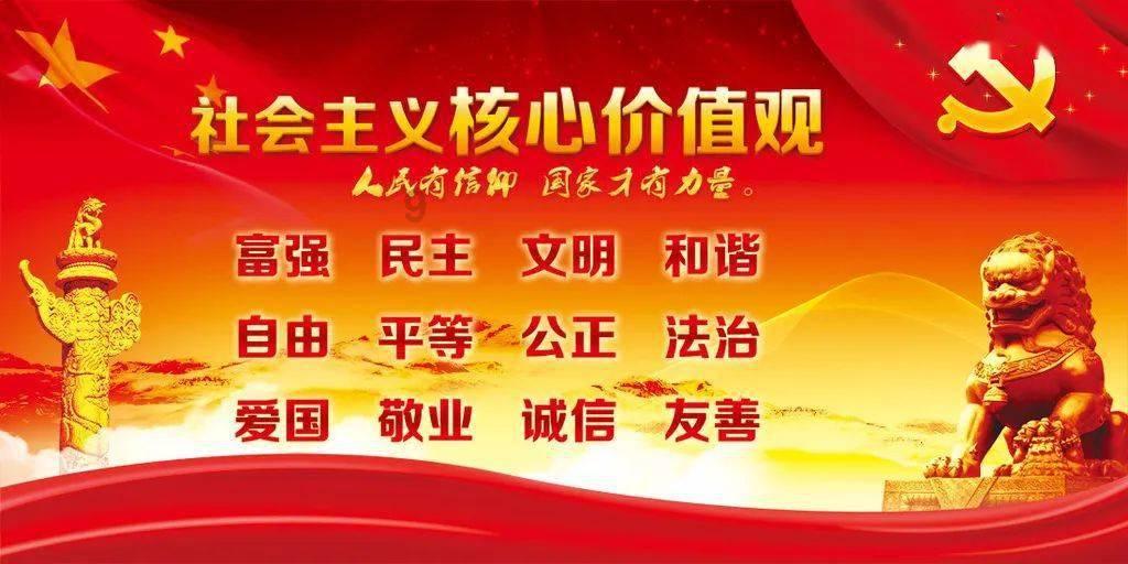 于适开年刊封面大片曝光 变身浪漫春意少年