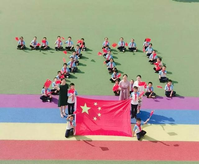 美丽皇后逃脱