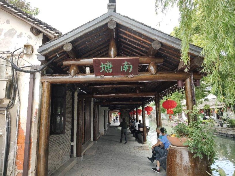 清理脏乱的宫殿
