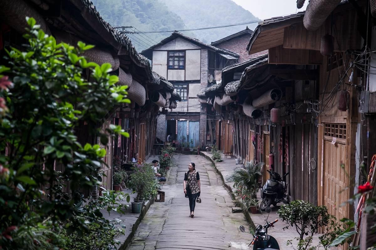 暗黑精灵的装扮